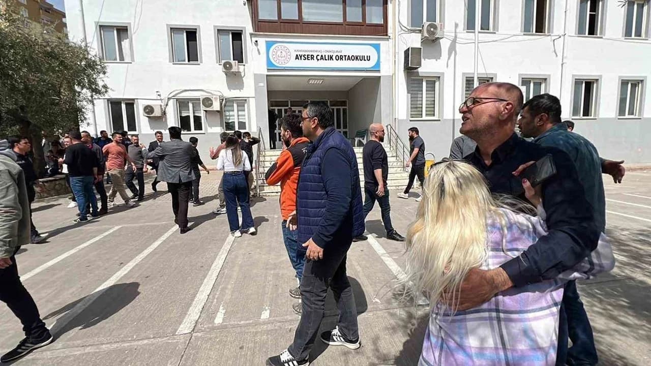 Kahramanmaraş'ta Ortaokula Silahlı Baskın: 4 Can Kaybı, 20 Yaralı