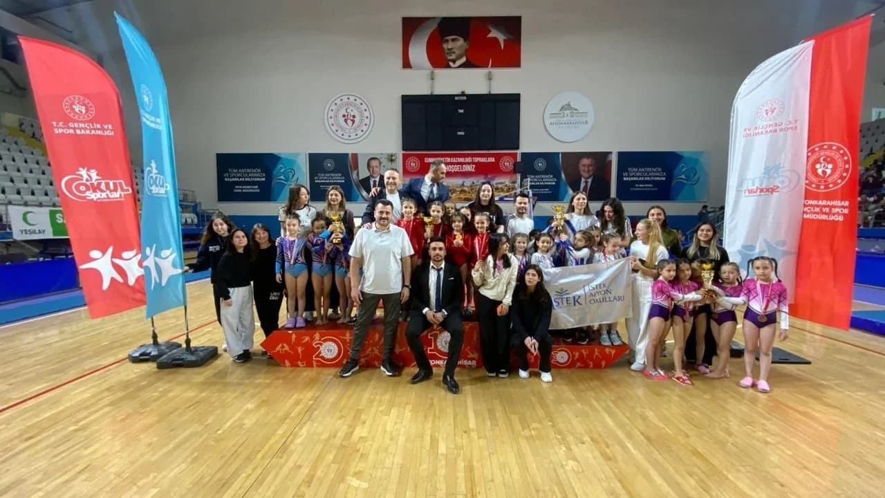 Afyonkarahisar'da Okul Sporları Cimnastik Şampiyonları Belli Oldu