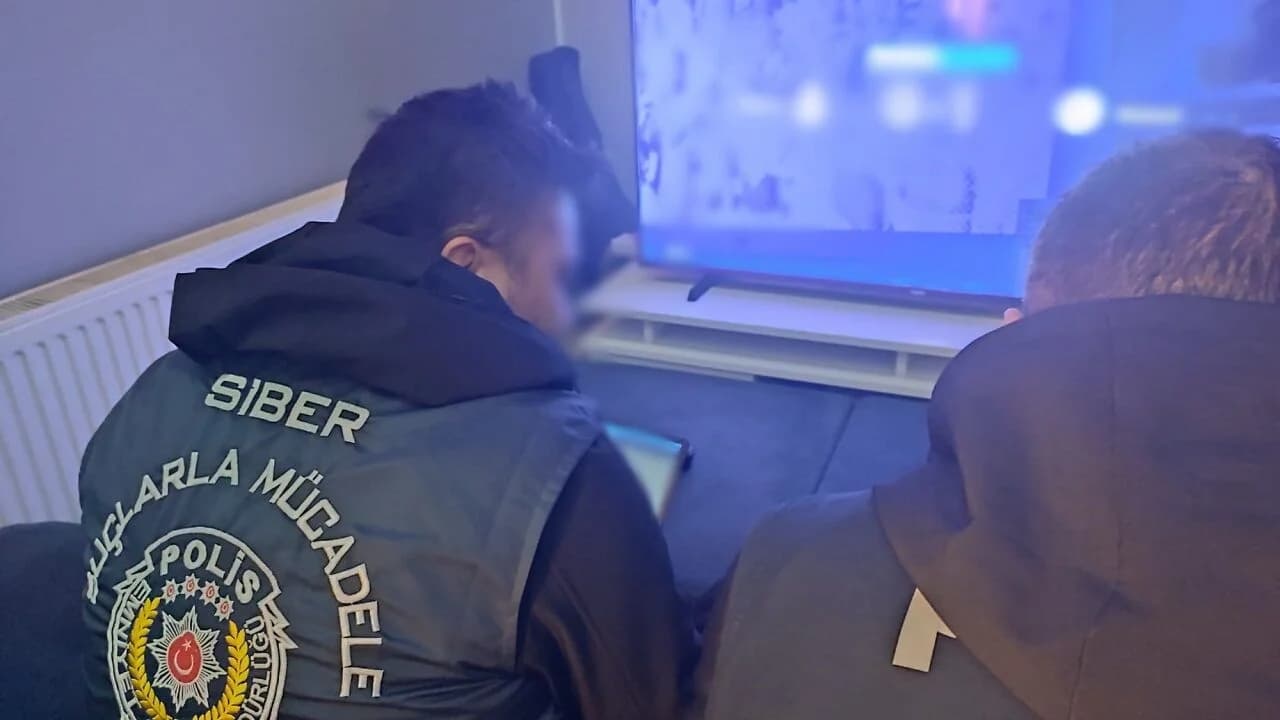 Afyonkarahisar'da Sanal Kumar Şebekesine Darbe: 10 Gözaltı