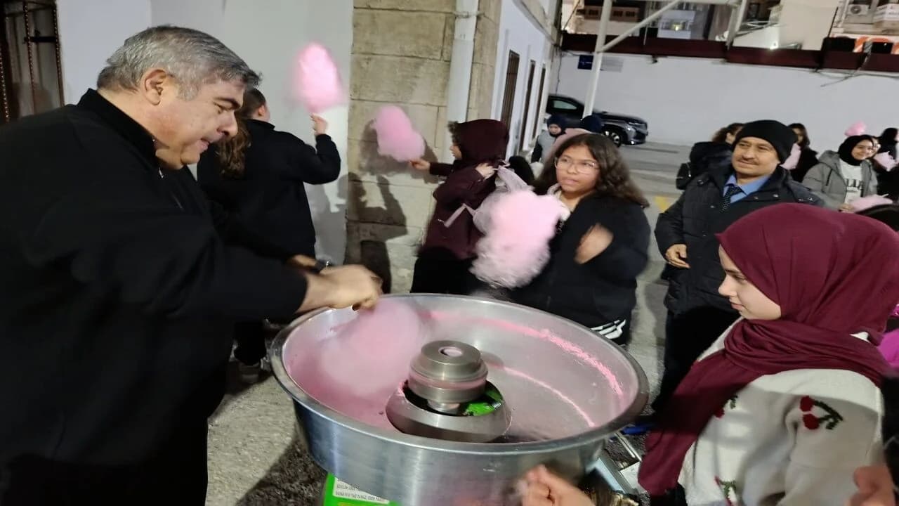 Kadınana İmam Hatip’te Manevi İklim: ‘Maarifin Kalbinde Ramazan’ Sofrası Kuruldu