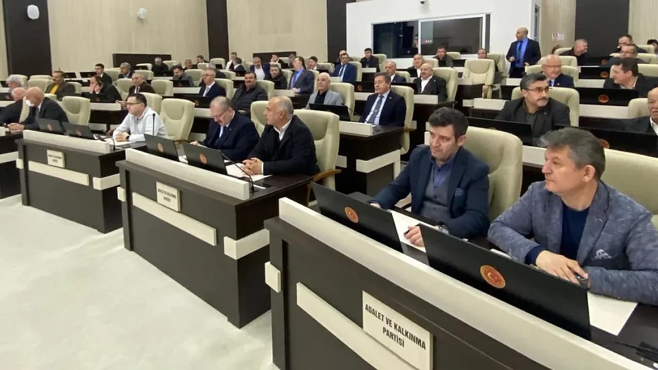 İl Genel Meclisi'nde Üçüncü Oturum Tamamlandı: Meclis Yarın İscehisar'da Toplanacak