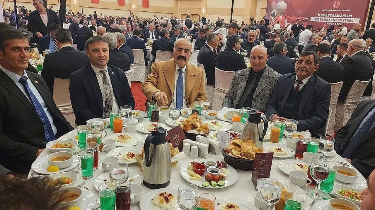 Başkan Kahveci Ankara’da: Bahçeli’den Teşkilatlara Birlik Mesajı