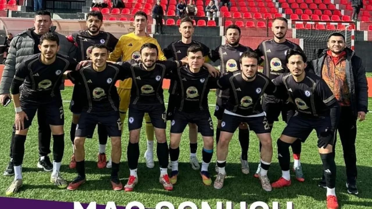 Artuk Grup Çakırköyspor Zirvede Farkı Açıyor: Emirdağspor Karşısında Gol Şovu