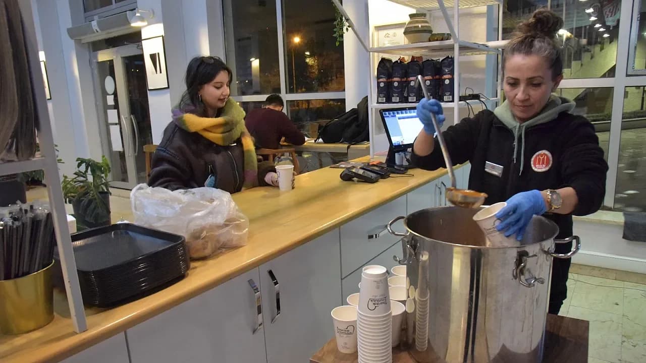 Bilecik Belediyesi’nden Öğrencilere ‘Sıcak’ Motivasyon: Final Haftasında Çorbalar İkram Ediliyor