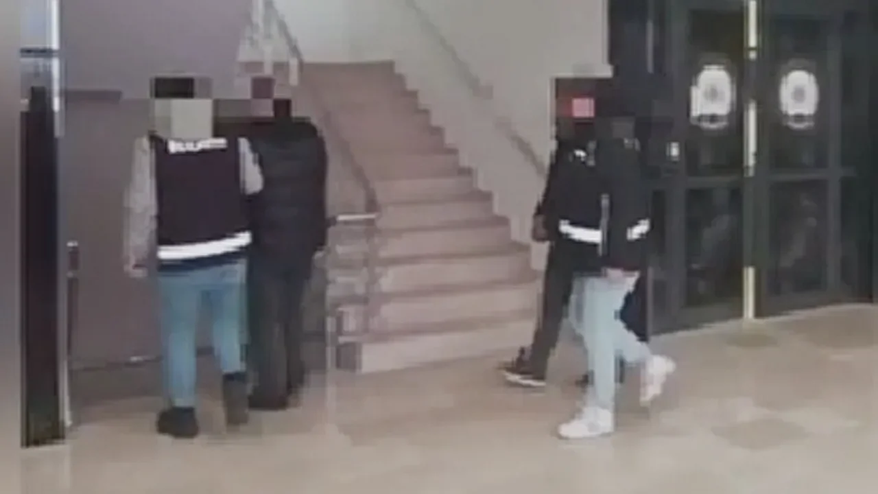 Dinar'da "Köstebek" Operasyonu: Denetim Bilgisi Sızdıran Kamu Personeli Tutuklandı