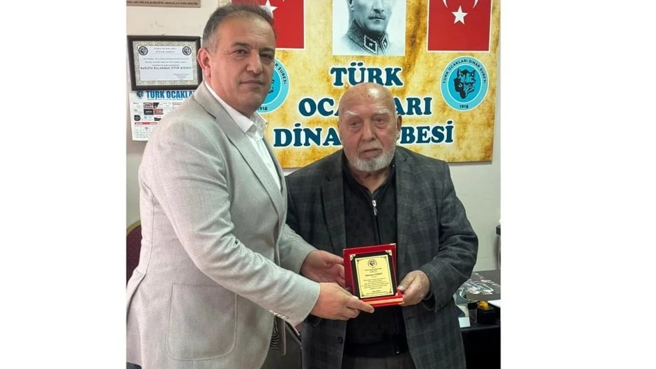 Dinar'da Yarım Asırlık Basın Emekçilerine Ahde Vefa