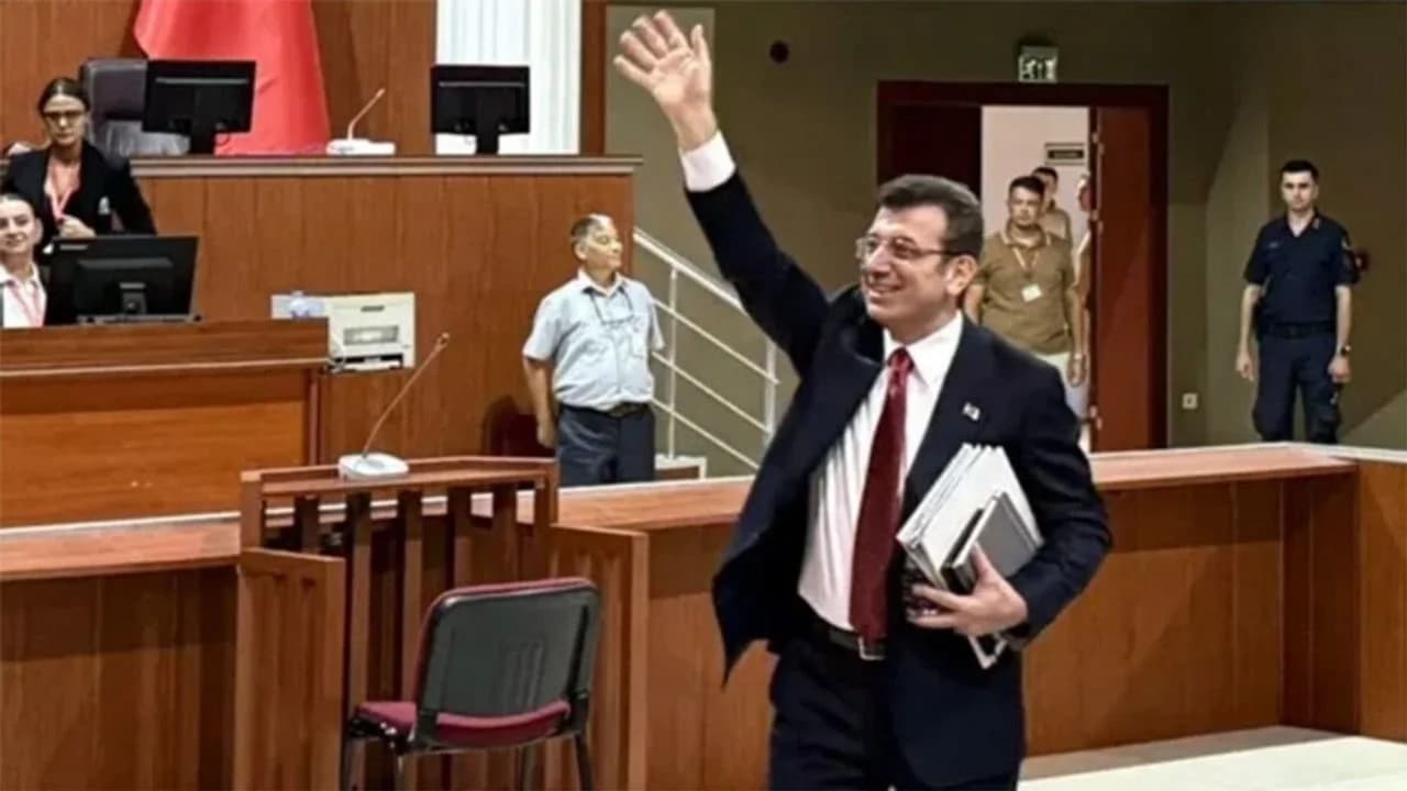 İBB Yolsuzluk Soruşturmasında Tarihi Gün: İmamoğlu ve 401 Sanık Silivri'de Hakim Karşısında