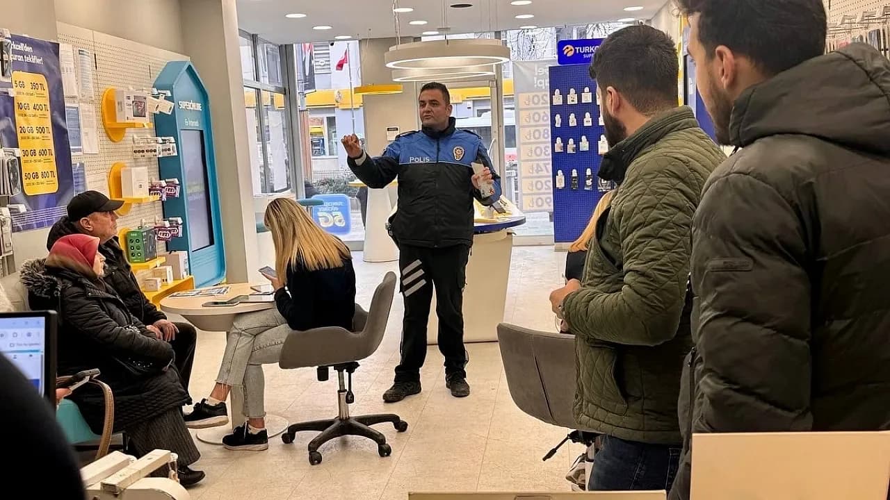 Bozüyük'te Emniyet Ekiplerinden Kapsamlı Dolandırıcılık Uyarısı
