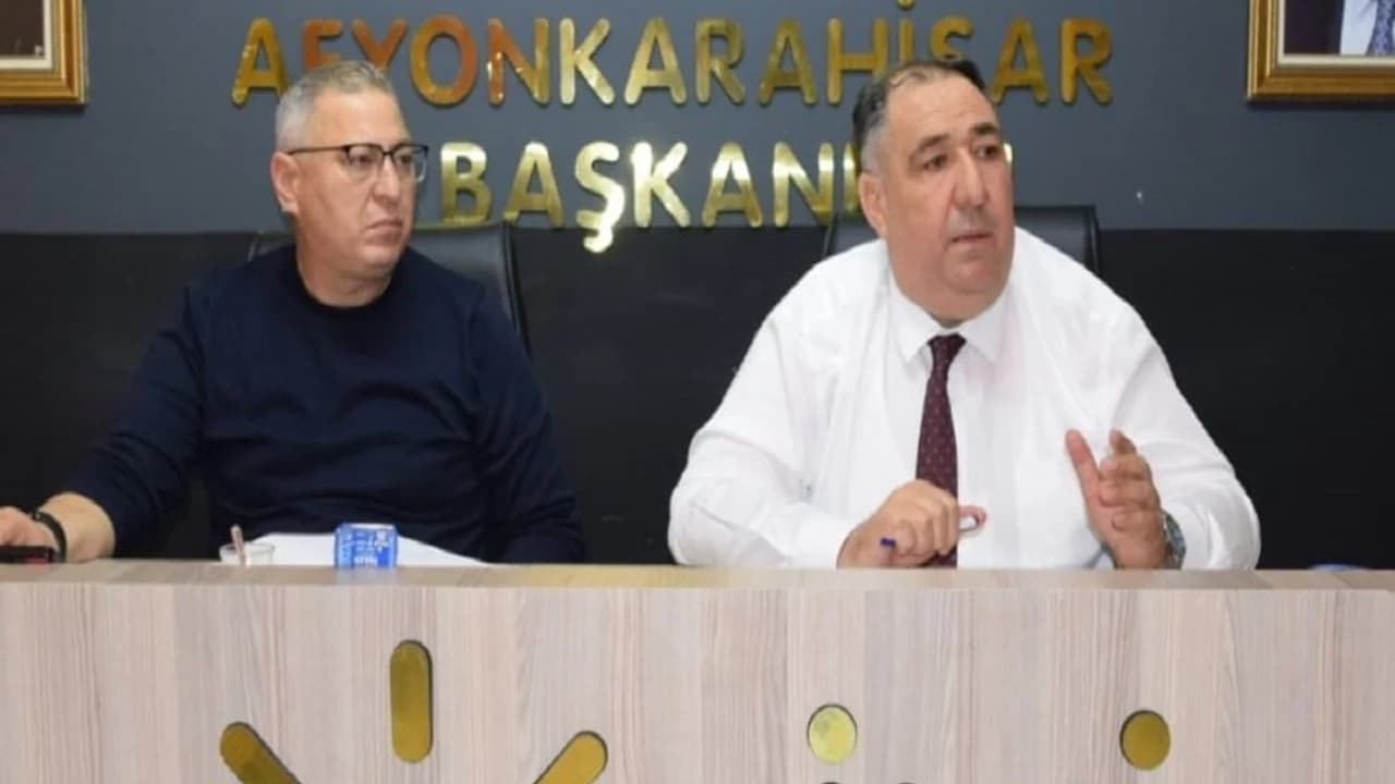 İYİ Parti Afyonkarahisar Teşkilatı Sahaya İniyor: "Ulaşılmadık Esnaf, Sıkılmadık El Bırakmayacağız"