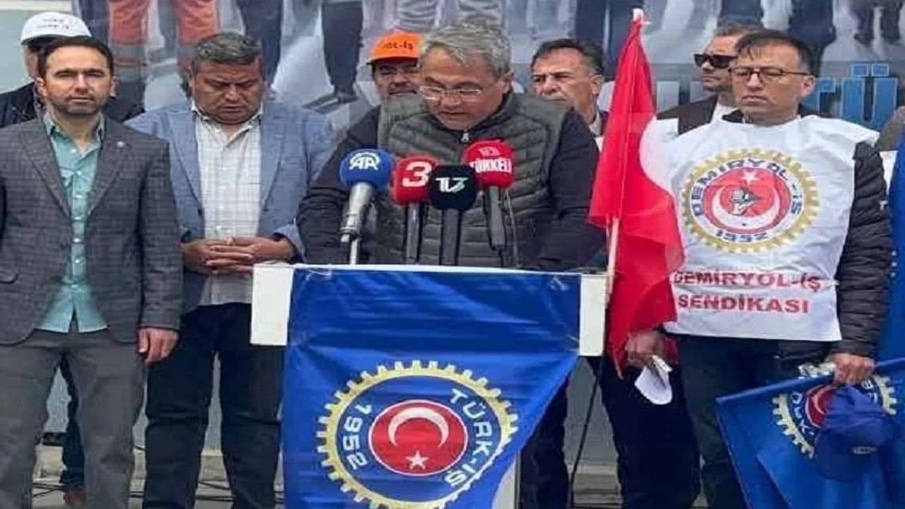 Türk-İş Afyonkarahisar Şubesi'nden 1 Mayıs Çıkışı: "Artık Çalışan Kesim de Yoksulluk Pençesinde"