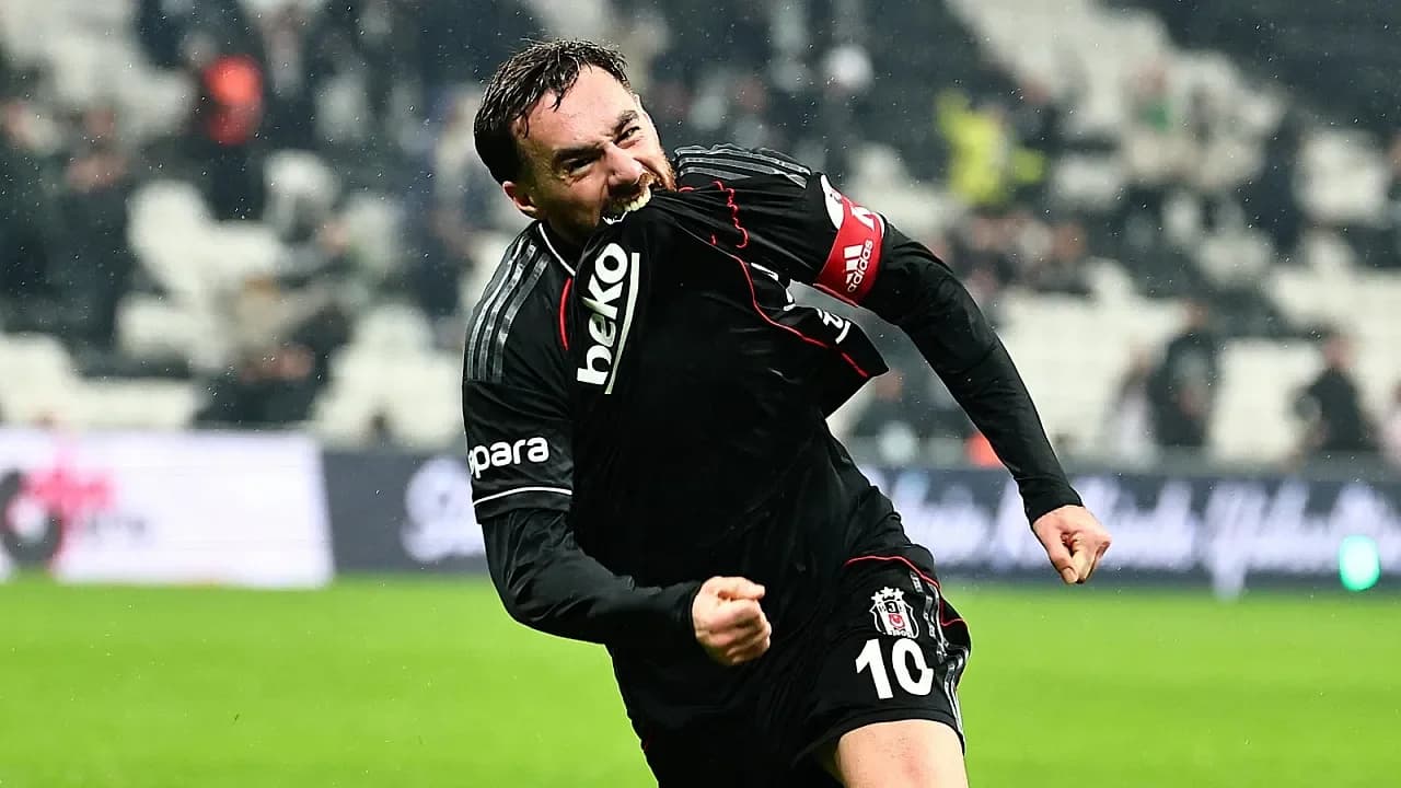 Orkun Kökçü’den Memleketi Afyon’a Anlamlı Jest: Galibiyet Golü Sonrası Öksüzler Okulu’nu Unutmadı