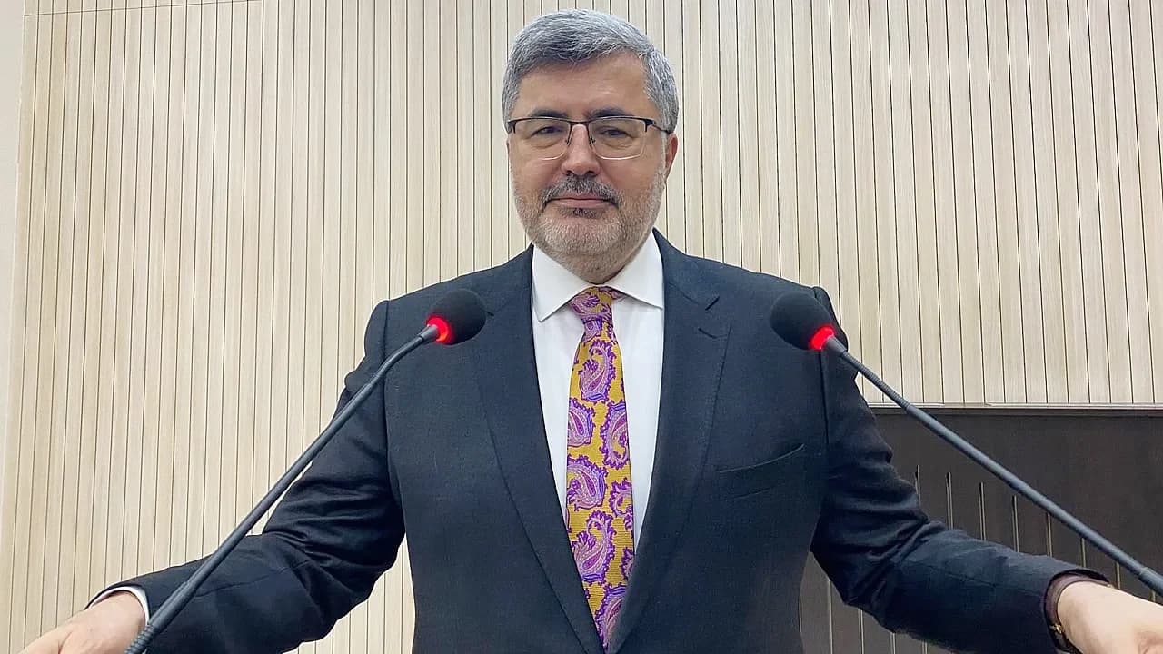 Özkaya’dan Afyon İçin Hayati Uyarı: "Felaket Gelmeden Şehri Yenilemeliyiz"