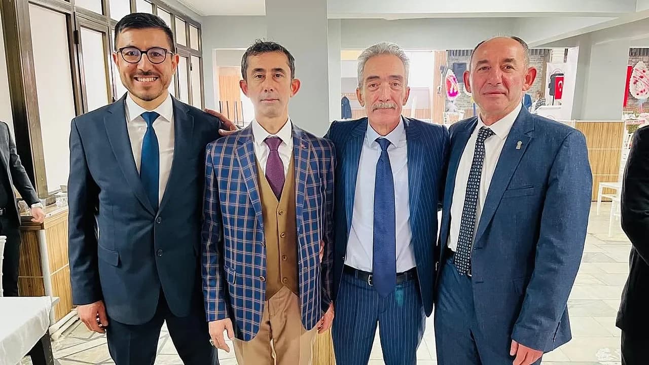 Şuhut Esnafı "İstikrar" Dedi: Ahmet Akdağ ile Yola Devam