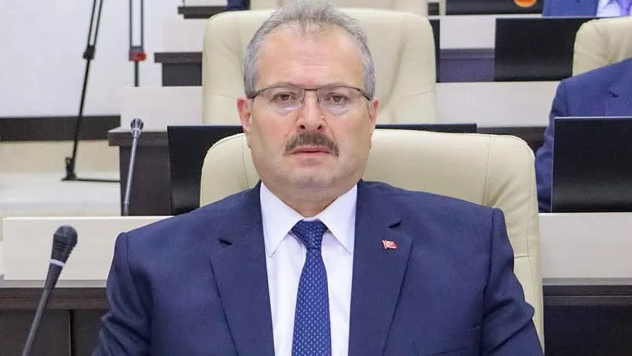 Ömer Dayı'dan CHP'ye Sert Yanıt: "Asıl Mobbing Belediyede, Özel İdare Şeffaf"