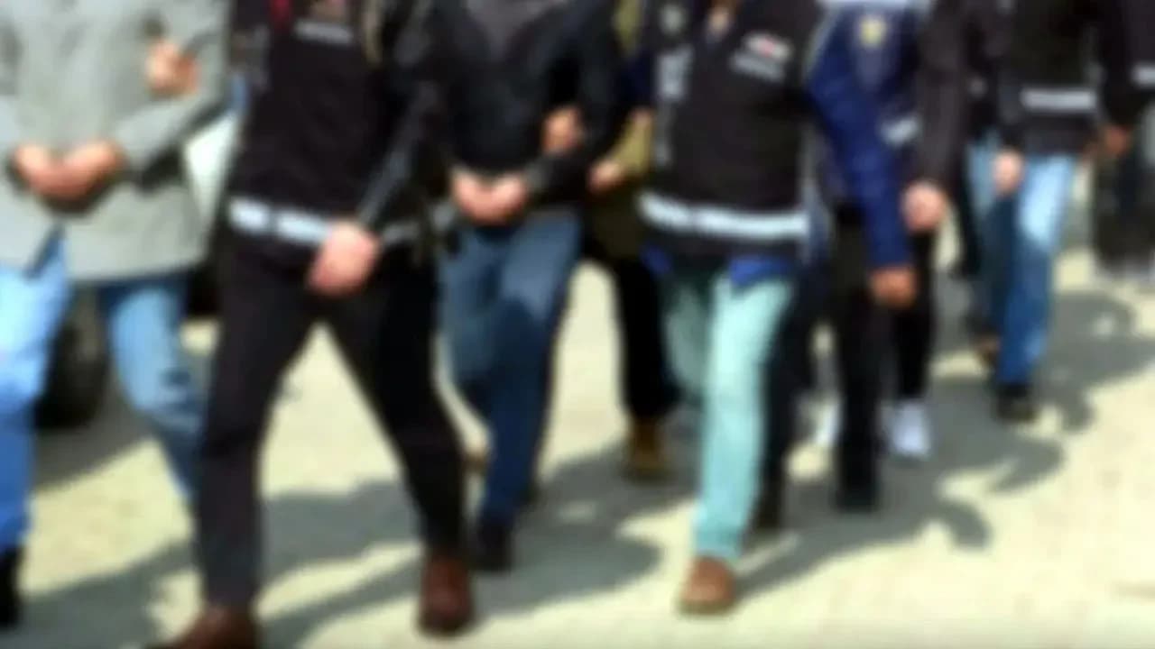 Galericiler Sitesi'ne Uzanan Tefecilik Soruşturmasında Kritik Gün: Şüpheliler Adliyede