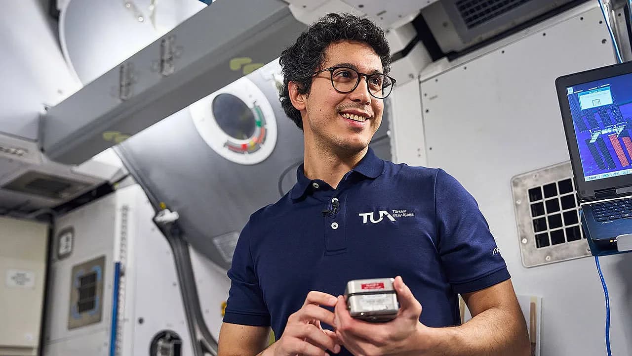 Bolvadin’de Uzay Heyecanı: Astronot Atasever Deneyimlerini Gençlerle Paylaşacak